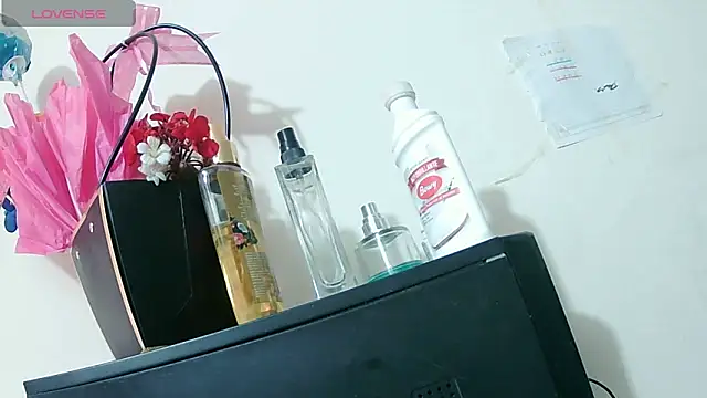 Snapshot of ashleey_palmer chatting on 06-15-26, 12:51 ashleey palmer online show from 06-15-26, 12:51