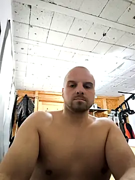 Snapshot of Phoenix2310 chatting on 12-15-25, 10:19 Phoenix2310 online show from 12-15-25, 10:19