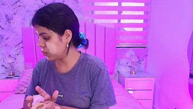 Snapshot of katsumi_yan chatting on 12-01-25, 07:08 katsumi yan online show from 12-01-25, 07:08