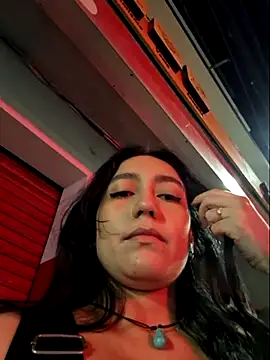 Eveeelyn25 online show from 06-14-26, 02:24