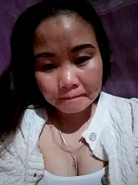 Snapshot of One-two22 chatting on 11-23-25, 12:49 One-two22 online show from 11-23-25, 12:49