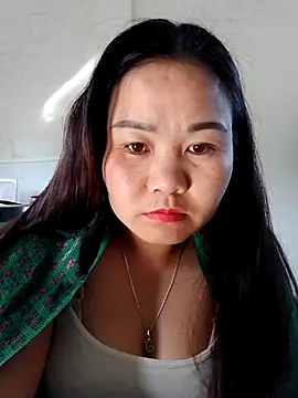 Snapshot of One-two22 chatting on 11-27-25, 06:37 One-two22 online show from 11-27-25, 06:37