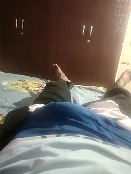 Snapshot of Karnataka-boy chatting on 11-28-25, 10:18 Karnataka-boy online show from 11-28-25, 10:18