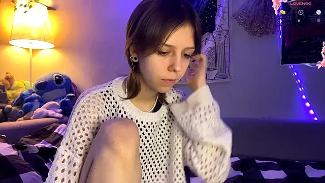 Snapshot of FairyLuna chatting on 11-28-25, 11:02 FairyLuna online show from 11-28-25, 11:02