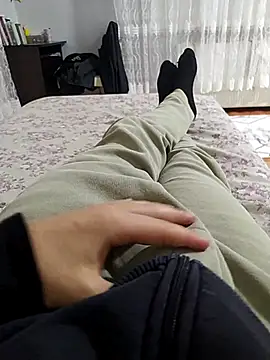 Snapshot of BarrenProtege chatting on 12-02-25, 04:02 BarrenProtege online show from 12-02-25, 04:02