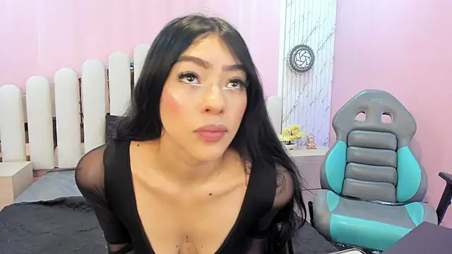 Snapshot of DAKOTA_SAKURA chatting on 12-02-25, 01:05 DAKOTA SAKURA online show from 12-02-25, 01:05