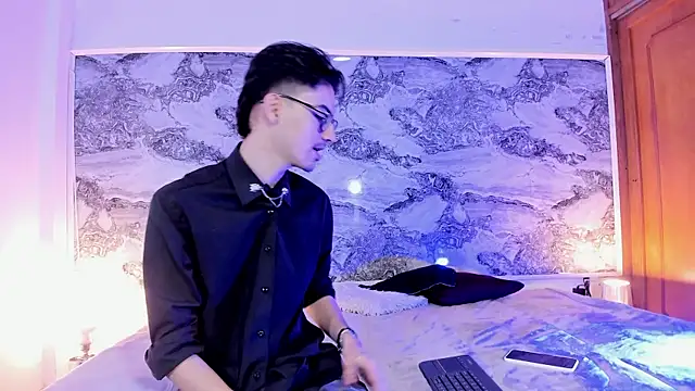 Snapshot of Im_Dayros chatting on 11-30-25, 07:07 Im Dayros online show from 11-30-25, 07:07