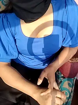 Snapshot of kisme69x chatting on 12-22-25, 08:55 kisme69x online show from 12-22-25, 08:55