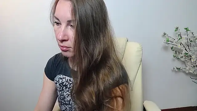 Brandy Gem online show from 04-22-26, 07:44