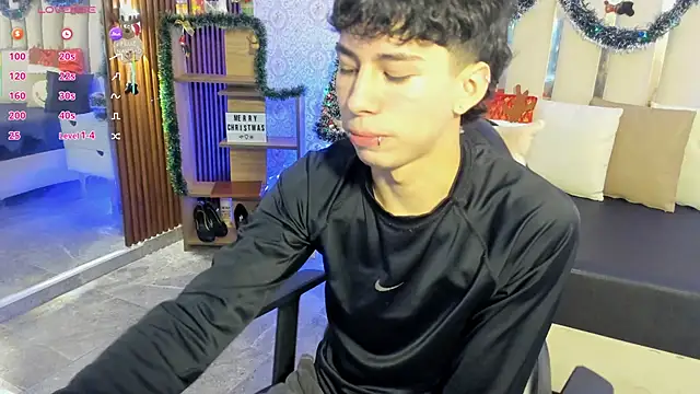 kaelwolf tay online show from 12-18-25, 07:09