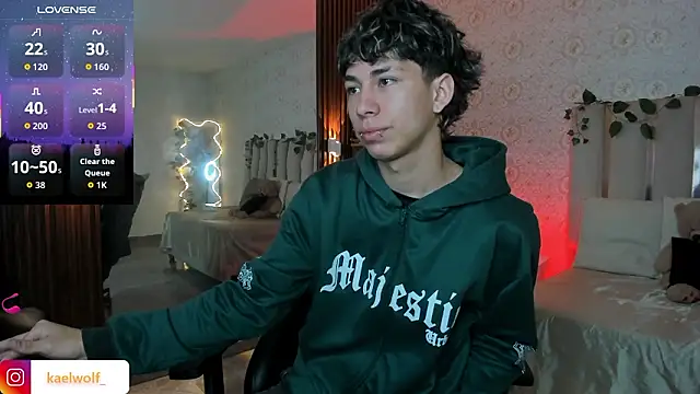 kaelwolf tay online show from 02-05-26, 07:18