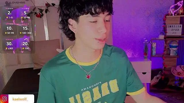 kaelwolf tay online show from 03-05-26, 07:43