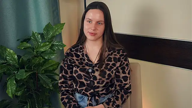 Snapshot of SanoraVillnave chatting on 11-25-25, 07:30 SanoraVillnave online show from 11-25-25, 07:30