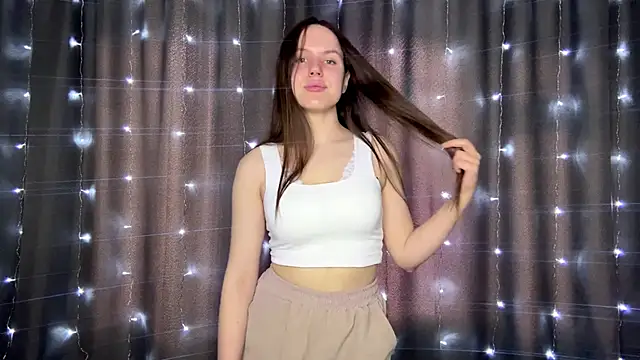 SanoraVillnave online show from 03-05-26, 06:09