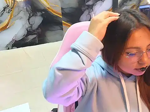 Snapshot of SHIZUKA_WET chatting on 11-27-25, 03:19 SHIZUKA WET online show from 11-27-25, 03:19