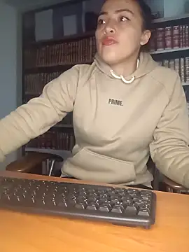 Snapshot of Susan_Owens chatting on 12-05-25, 11:08 Susan Owens online show from 12-05-25, 11:08