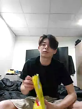 Snapshot of twtung_tung chatting on 11-27-25, 05:15 twtung tung online show from 11-27-25, 05:15