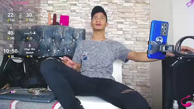 Snapshot of stefanodj chatting on 12-02-25, 04:29 stefanodj online show from 12-02-25, 04:29