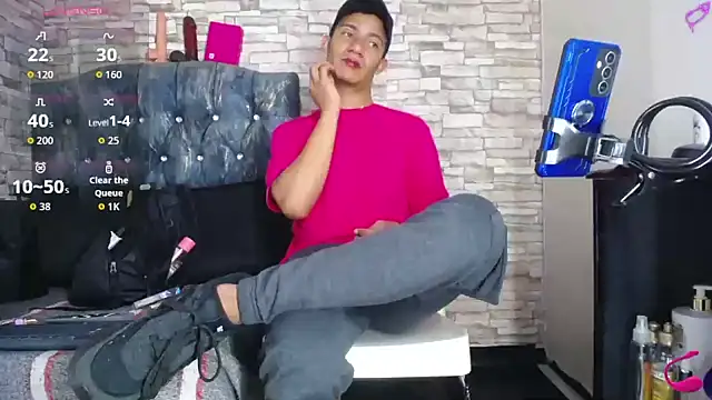 Snapshot of stefanodj chatting on 12-04-25, 04:00 stefanodj online show from 12-04-25, 04:00