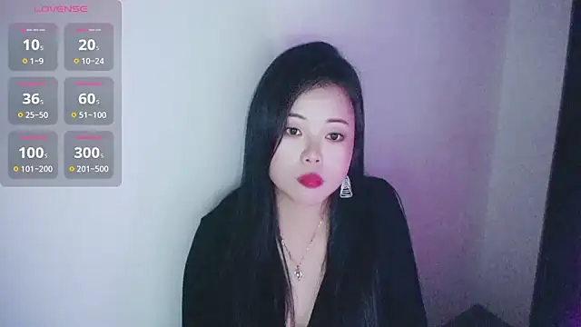 Snapshot of Avahia chatting on 03-16-26, 10:41 Avahia online show from 03-16-26, 10:41