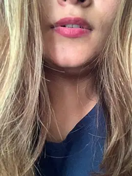 Snapshot of hotladki5 chatting on 12-14-25, 07:14 hotladki5 online show from 12-14-25, 07:14