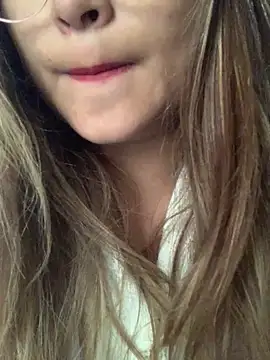 Snapshot of hotladki5 chatting on 12-18-25, 09:59 hotladki5 online show from 12-18-25, 09:59