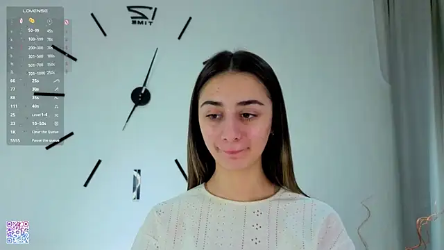 Snapshot of MableHort chatting on 12-14-25, 04:18 MableHort online show from 12-14-25, 04:18