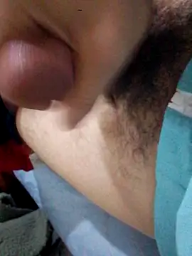 Snapshot of FruitfulBozeb21cm chatting on 11-23-25, 03:23 FruitfulBozeb21cm online show from 11-23-25, 03:23