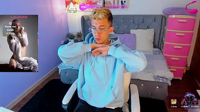 Juaan Diick online show from 01-08-26, 03:25