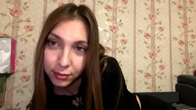 Snapshot of Katebarbie chatting on 11-24-25, 04:40 Katebarbie online show from 11-24-25, 04:40