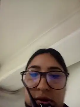 Snapshot of Bizcochitoc4 chatting on 12-05-25, 12:25 Bizcochitoc4 online show from 12-05-25, 12:25