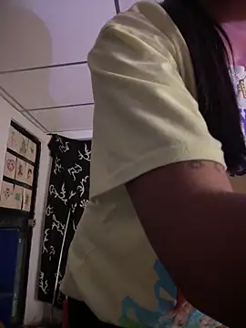 A Good Witch online show from 04-27-26, 01:36