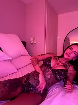 NikkiFoxx 13 online show from 12-19-25, 09:38