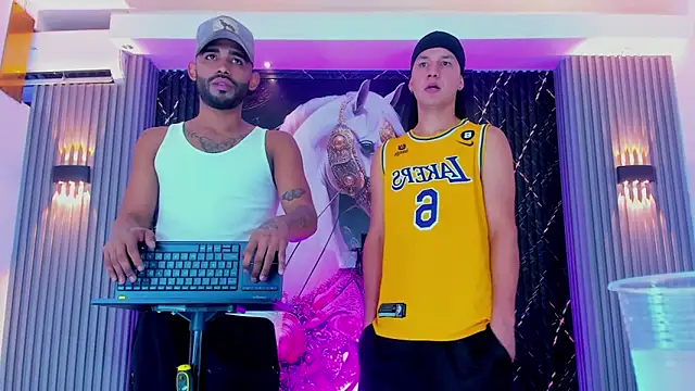 Snapshot of Asmodeohot20 chatting on 11-25-25, 05:51 Asmodeohot20 online show from 11-25-25, 05:51