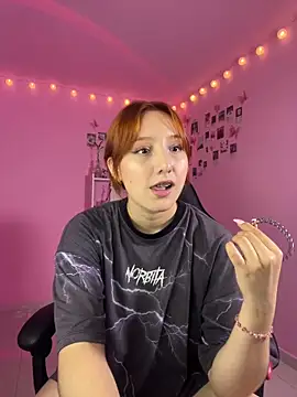 Davne  online show from 04-28-26, 02:27