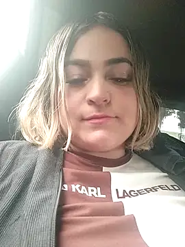 Snapshot of sexy_aurora_ourdoors chatting on 11-28-25, 03:25 sexy aurora ourdoors online show from 11-28-25, 03:25