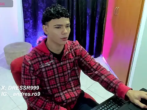 secret justin7 online show from 12-01-25, 12:10