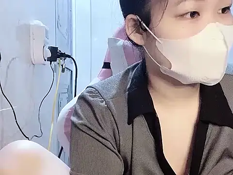 Snapshot of Miu8386 chatting on 12-05-25, 02:03 Miu8386 online show from 12-05-25, 02:03