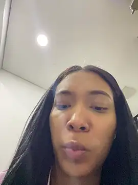 KarolRojas 22 online show from 05-07-26, 03:56