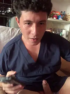 Snapshot of angelxxx95 chatting on 02-06-26, 07:39 angelxxx95 online show from 02-06-26, 07:39