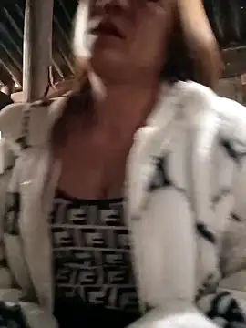 Lily-ross22 online show from 01-14-26, 01:55