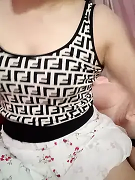 Lily-ross22 online show from 06-30-26, 04:35