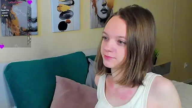 Olivia Riesz online show from 03-20-26, 01:10