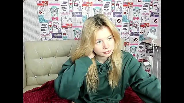 Snapshot of AlysaMeow chatting on 11-28-25, 11:13 AlysaMeow online show from 11-28-25, 11:13