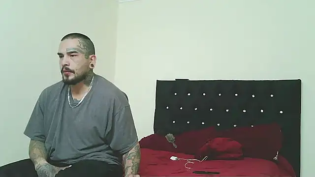 ARIA AND NICK online show from 02-01-26, 12:53