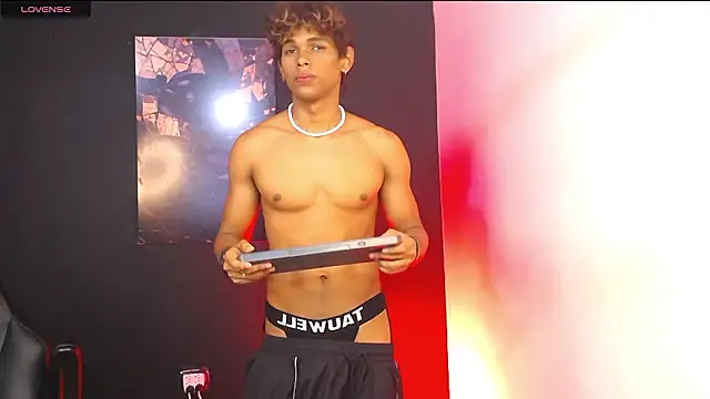 LiamVibes212 online show from 01-14-26, 01:06