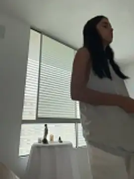 Snapshot of Miia_moonn chatting on 12-01-25, 10:53 Miia moonn online show from 12-01-25, 10:53