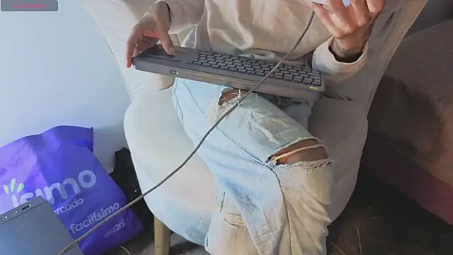 megan lenon online show from 02-15-26, 01:35