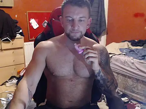 Snapshot of kiltedbody chatting on 11-24-25, 06:51 kiltedbody online show from 11-24-25, 06:51