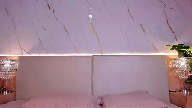 Julietaa 1 online show from 12-19-25, 11:17